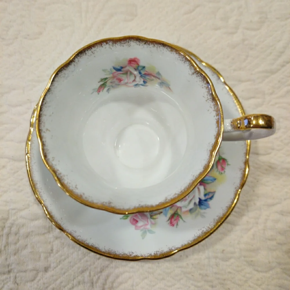 VTG Society Bone China Pink rose Floral Tea Cup & Saucer with Gold Trim - Picture 5 of 10